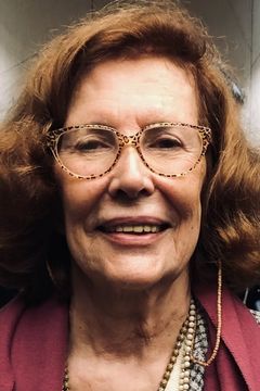 Michèle Ray-Gavras interpreta French Family