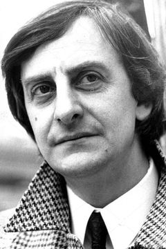 Albert Simono interpreta Albani, le Client de l'agence