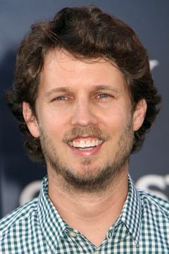 Jon Heder interpreta Reggie (voice)
