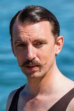 Mads Wille interpreta Grev Ditmar