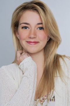 Madeline McNulty interpreta Young Pippa, 7