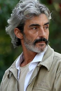 Miguel Molina interpreta Juan Bermúdez