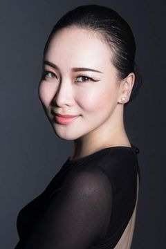 Jasmine Chen interpreta Jasmine Chen