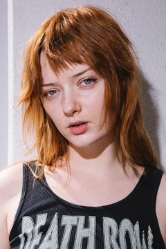 Lindsey Normington interpreta Diamond