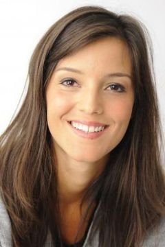 Amandine Hinnekens interpreta Vétérane pistolet à eau