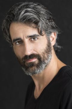 Víctor Duplá interpreta Antonio