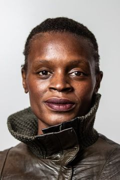 Okwui Okpokwasili interpreta Infected