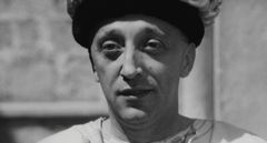 Francesco Leonetti interpreta Prime Minister