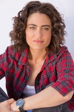 Sarah Dubrovsky interpreta Spring