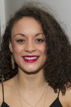 Rochenda Sandall interpreta Sith Fleet Officer