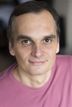 Franck Mercadal interpreta Speech Therapist