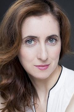 Carmela Lloret interpreta Rodrigo's Therapist