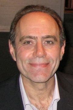 Vittorio Rossi interpreta Ricardo Galati