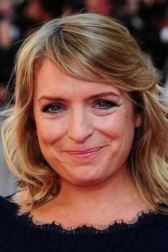 Claire Rushbrook interpreta Janice