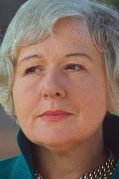 Sif Ruud interpreta Aunt Olga
