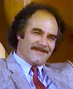 Steve Susskind interpreta Jerry Slugworth (voice)