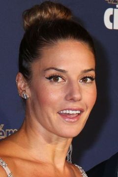 Natasha Andrews interpreta Fake Kristin