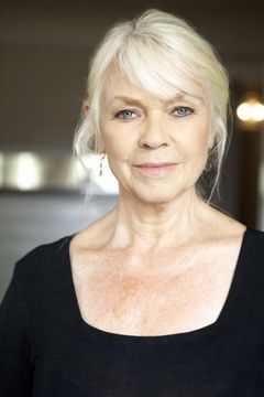 Flo Lawrence interpreta Sarah Easter