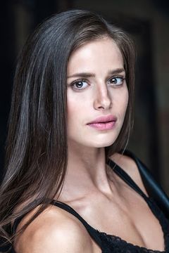 Rachel Sellan interpreta Mannequin Girl