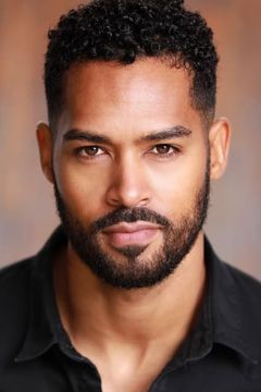 Lamon Archey interpreta Vince
