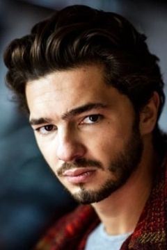 Sam Lellouche interpreta Mec bande Clotaire