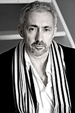 Daniel Delorme interpreta Doumé
