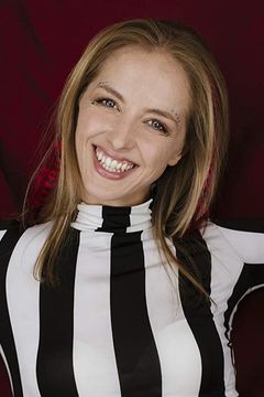 Michelle LaVon interpreta Coochie Girl
