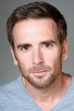 Nicolas Carpentier interpreta Monsieur Duquesne - le responsable Z.A.E.