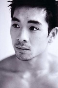 Châu Belle Dinh interpreta Ninja