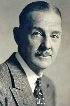 Edward Fielding interpreta Doctor on Train (uncredited)
