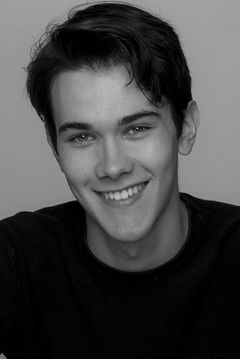 Jack Kane interpreta Young Bully #2