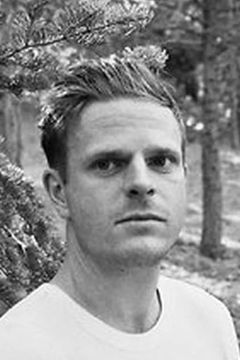 Tommy Bertelsen interpreta Bratty Boy