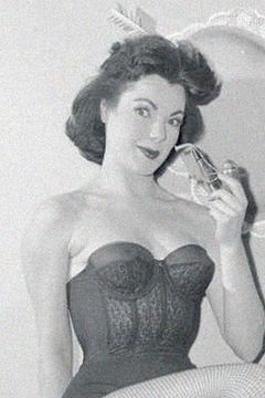 Judy Tyler interpreta Peggy Van Alden