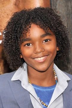 Jaden Martin interpreta Nine Year Old Kitai