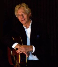 Jeremy Clyde interpreta Nick Topping