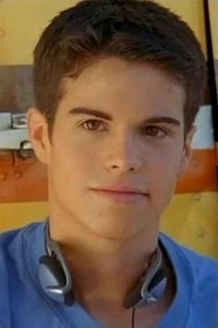 Ross Malinger interpreta Harvey