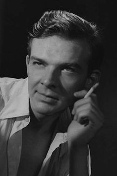 Woodrow Parfrey interpreta Thorston Bromley