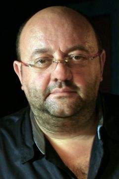 Bruno Seznec interpreta Marignane Airport Director