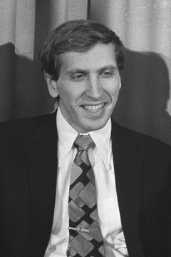 Bobby Fischer interpreta Self (archive footage)