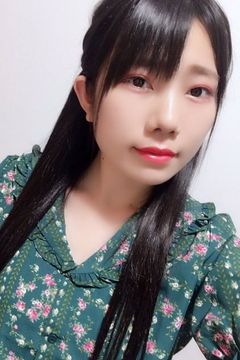 Yukana interpreta Meilin Li