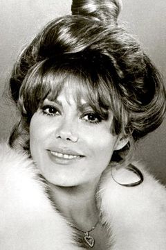Charo interpreta Margarita