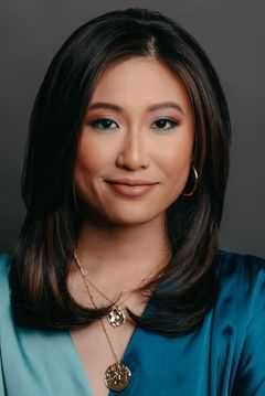 Stephanie Hong interpreta Anna