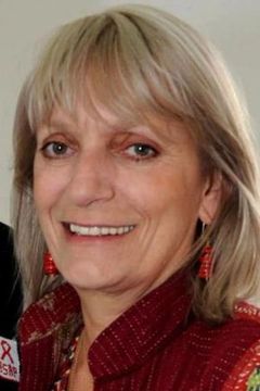 Anne Lambton interpreta Lady in Plane