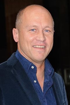 Mike Judge interpreta Donnagon / Donnamight