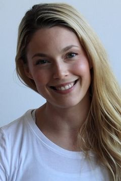 Aniela Kurylo interpreta Physical Therapist