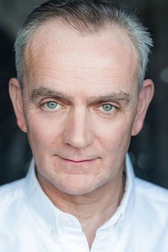 Nicholas Murchie interpreta BBC Broadcaster