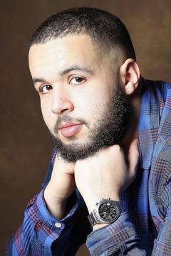 Amine Lajiri interpreta Chauffeur voiture