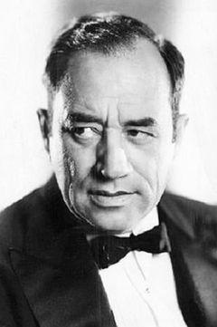 Stanley Fields interpreta Sheriff