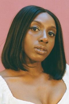 Ziwe Fumudoh interpreta Bethia