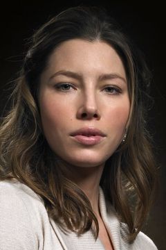 Jessica Biel interpreta Julia Denning
